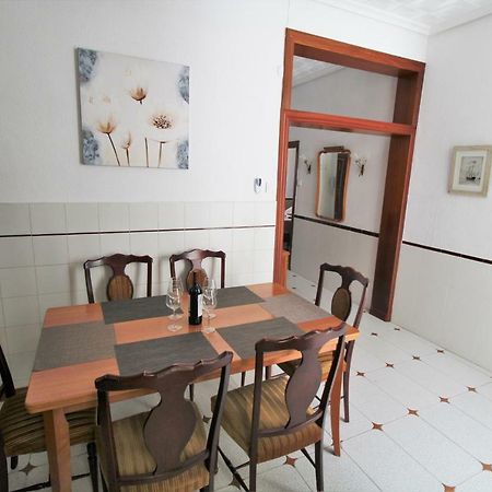 Big Apartment With Unique Patio Near Santa Barbara Castle アリカンテ エクステリア 写真