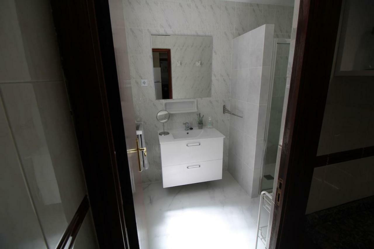 Big Apartment With Unique Patio Near Santa Barbara Castle アリカンテ エクステリア 写真