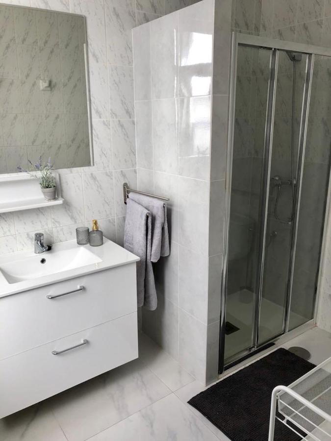 Big Apartment With Unique Patio Near Santa Barbara Castle アリカンテ エクステリア 写真